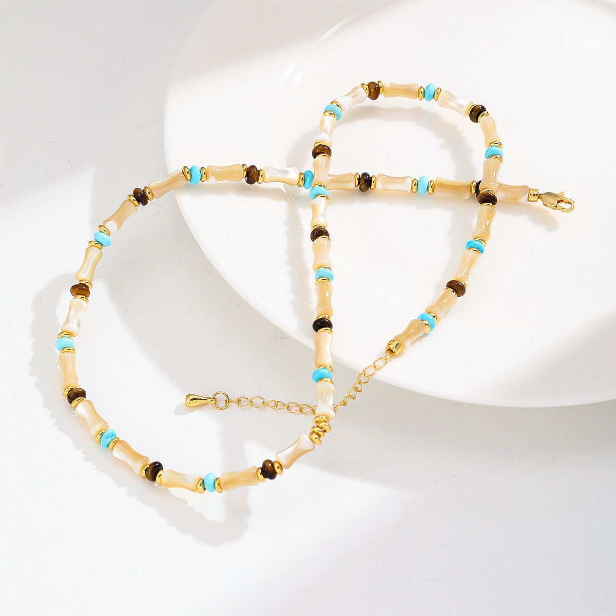 Natural Shell & Tiger Eye Beaded Necklace – French Retro Clavicle Chain