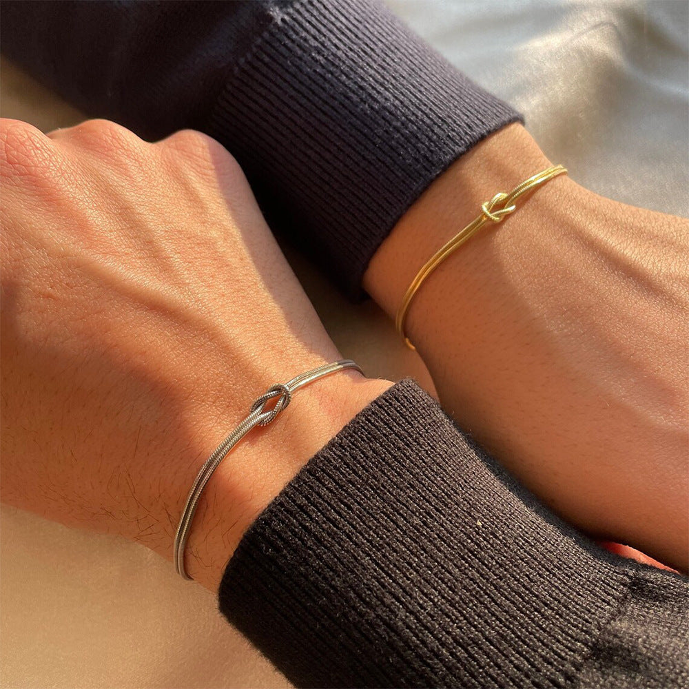 Knot snake bone bracelet