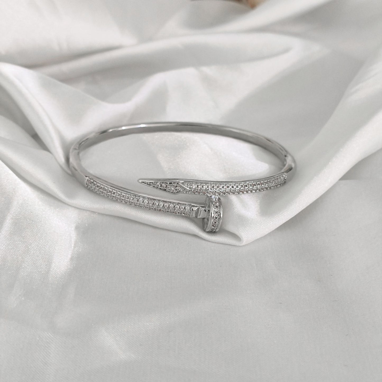 High Version V Gold Classic Full Rhinestone Stud Bracelet with Diamond-Encrusted Ends, Thick 18K Rose Gold Plated, Luxury Couple Bracelet